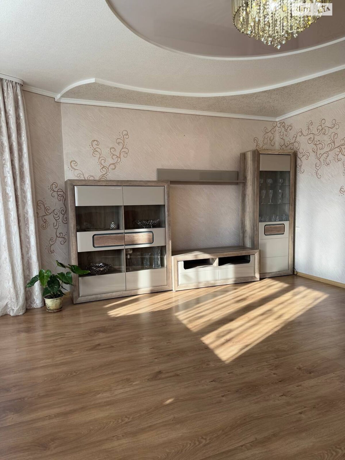 двоповерховий будинок з гаражем, 189 кв. м, кирпич. Продаж в Хмельницькому, район Лезневе фото 1 двоповерховий будинок з гаражем, 189 кв. м, кирпич. Продаж в Хмельницькому, район Лезневе фото 1