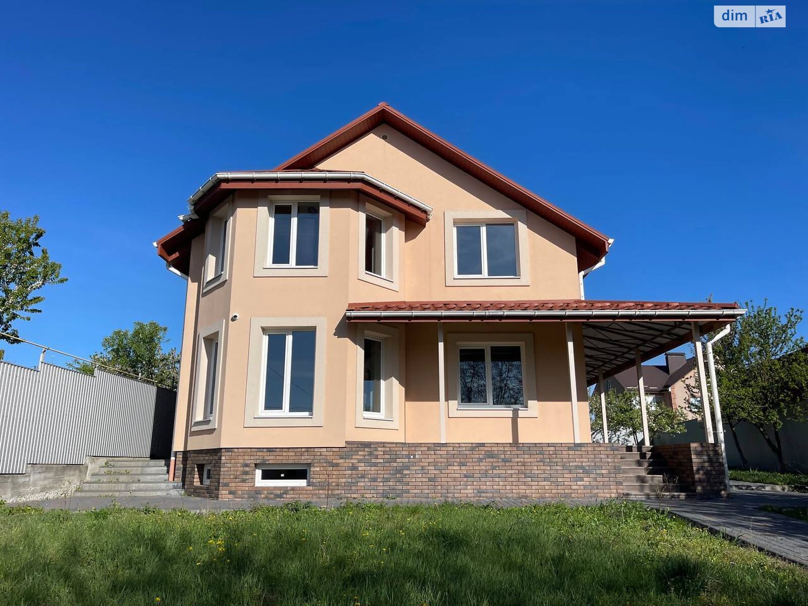 двоповерховий будинок з верандою, 283 кв. м, цегла. Продаж в Хмельницькому, район Лезневе фото 1 двоповерховий будинок з верандою, 283 кв. м, цегла. Продаж в Хмельницькому, район Лезневе фото 1