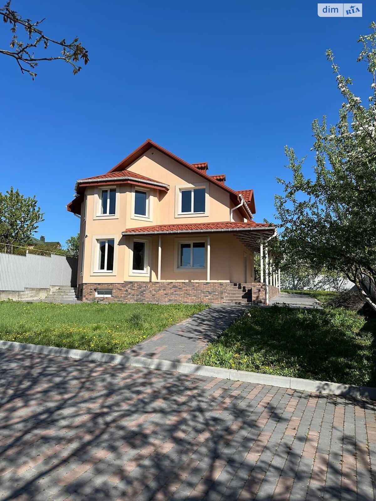 двоповерховий будинок з опаленням, 283 кв. м, цегла. Продаж в Хмельницькому, район Лезневе фото 1 двоповерховий будинок з опаленням, 283 кв. м, цегла. Продаж в Хмельницькому, район Лезневе фото 1