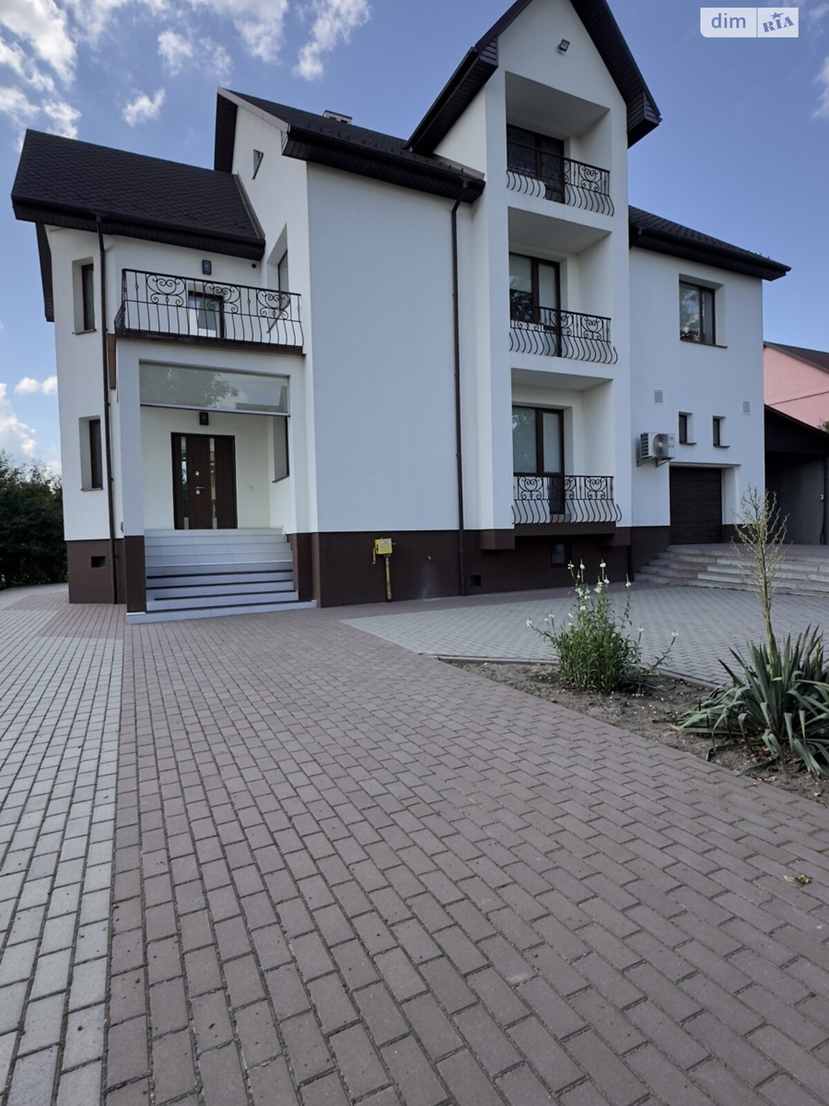 двоповерховий будинок з верандою, 343.5 кв. м, цегла. Продаж в Хмельницькому, район Лезневе фото 1 двоповерховий будинок з верандою, 343.5 кв. м, цегла. Продаж в Хмельницькому, район Лезневе фото 1