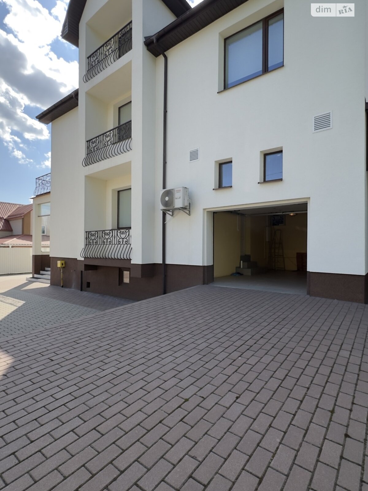 двоповерховий будинок з верандою, 343.5 кв. м, цегла. Продаж в Хмельницькому, район Лезневе фото 1 двоповерховий будинок з верандою, 343.5 кв. м, цегла. Продаж в Хмельницькому, район Лезневе фото 1