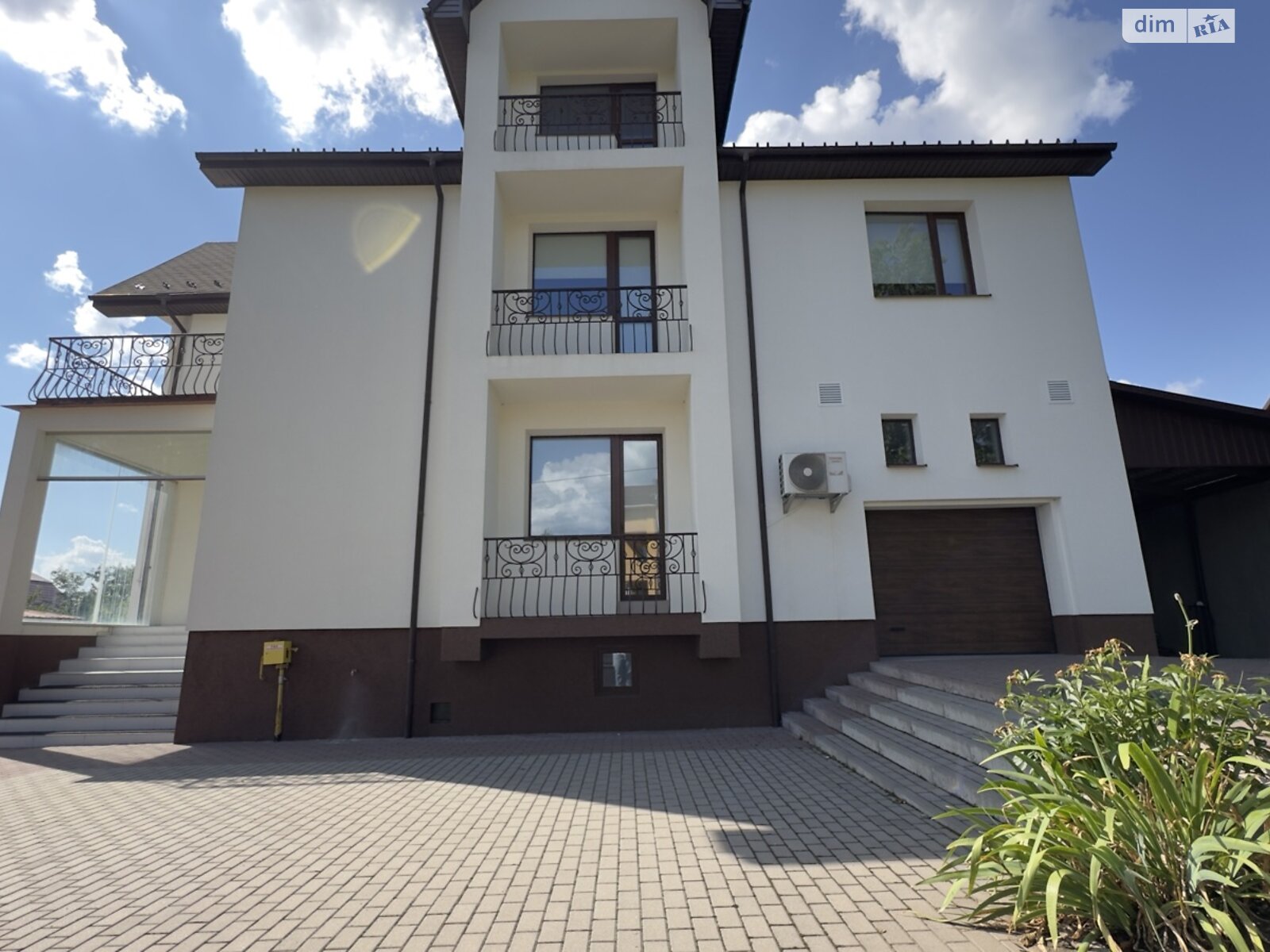 двоповерховий будинок з верандою, 343.5 кв. м, цегла. Продаж в Хмельницькому, район Лезневе фото 1 двоповерховий будинок з верандою, 343.5 кв. м, цегла. Продаж в Хмельницькому, район Лезневе фото 1