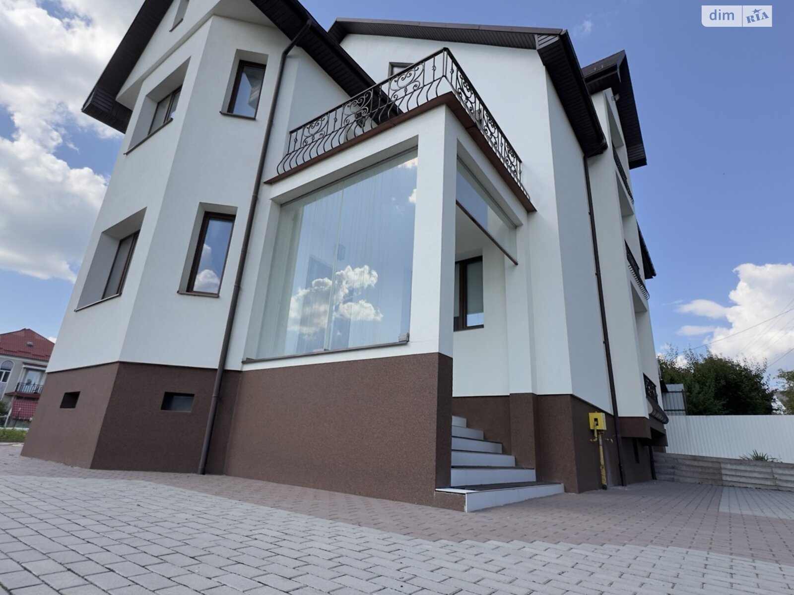 двоповерховий будинок з верандою, 343.5 кв. м, цегла. Продаж в Хмельницькому, район Лезневе фото 1 двоповерховий будинок з верандою, 343.5 кв. м, цегла. Продаж в Хмельницькому, район Лезневе фото 1