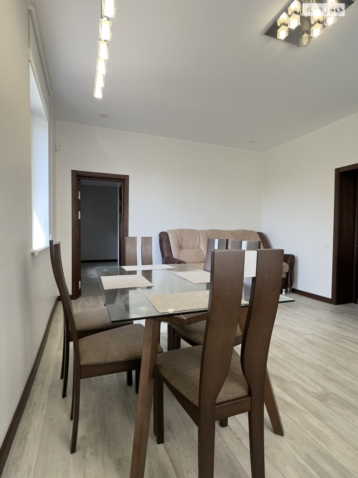 двоповерховий будинок з верандою, 343.5 кв. м, цегла. Продаж в Хмельницькому, район Лезневе фото 1 двоповерховий будинок з верандою, 343.5 кв. м, цегла. Продаж в Хмельницькому, район Лезневе фото 1