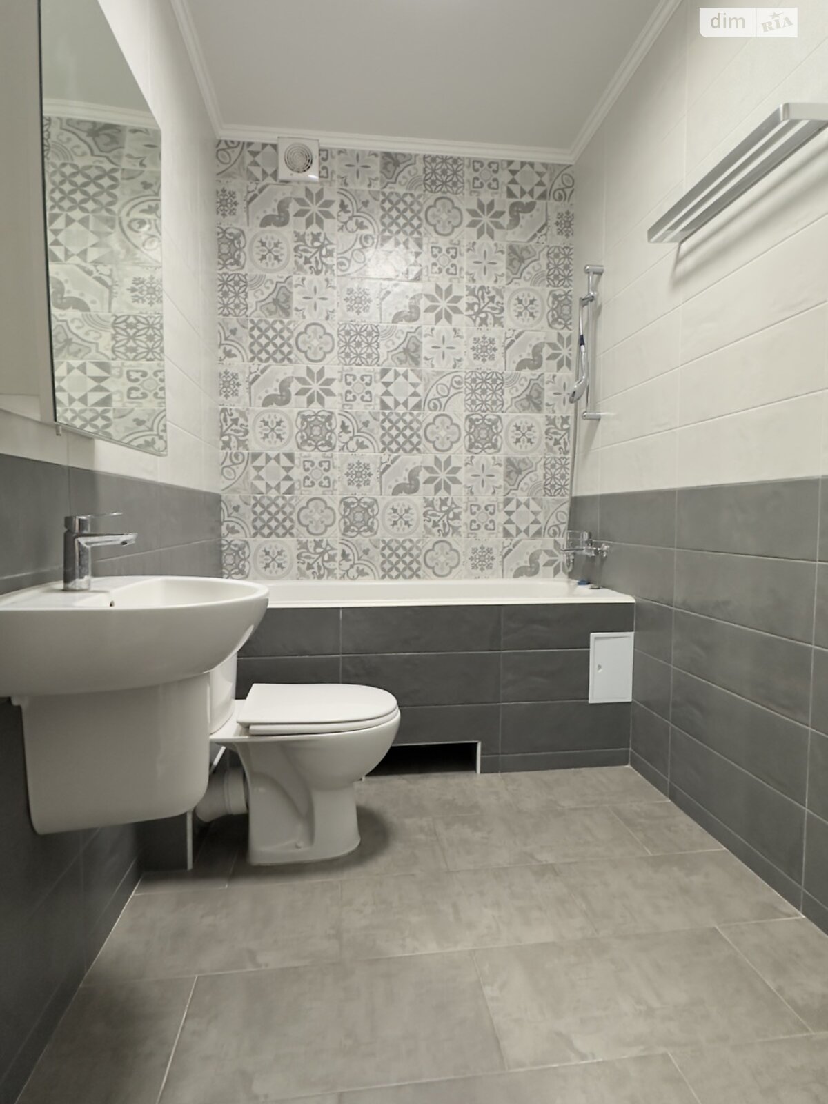 двоповерховий будинок з верандою, 343.5 кв. м, цегла. Продаж в Хмельницькому, район Лезневе фото 1 двоповерховий будинок з верандою, 343.5 кв. м, цегла. Продаж в Хмельницькому, район Лезневе фото 1