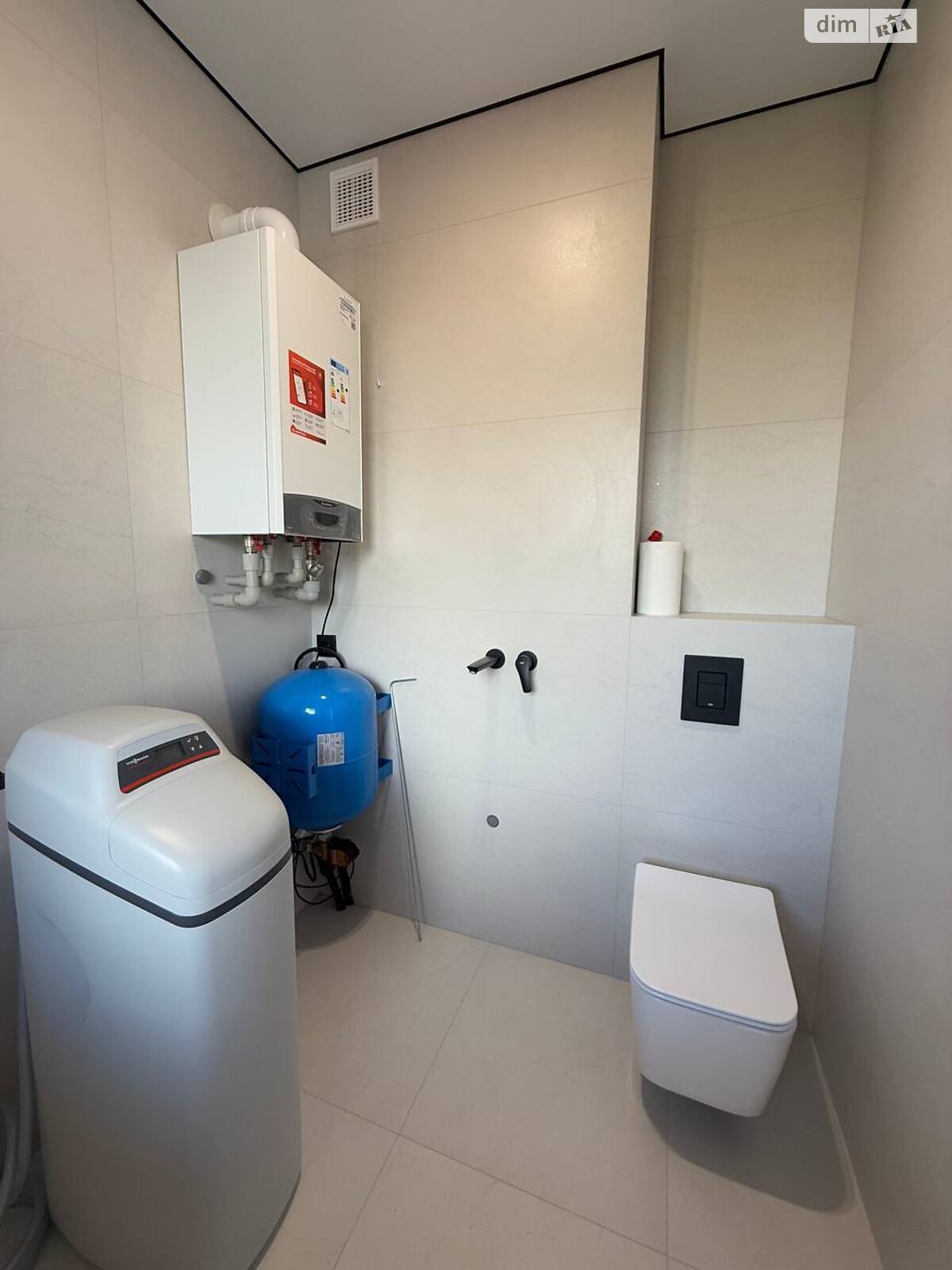 одноэтажный дом с ремонтом, 100 кв. м, кирпич. Продажа в Хмельницком фото 1 одноэтажный дом с ремонтом, 100 кв. м, кирпич. Продажа в Хмельницком фото 1