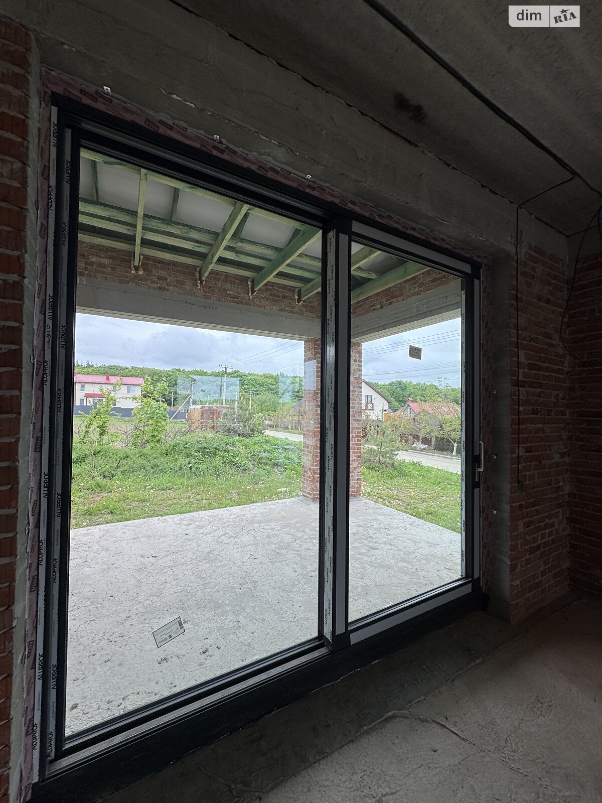 одноповерховий будинок з гаражем, 210 кв. м, кирпич. Продаж у Лісових Гринівцях фото 1 одноповерховий будинок з гаражем, 210 кв. м, кирпич. Продаж у Лісових Гринівцях фото 1