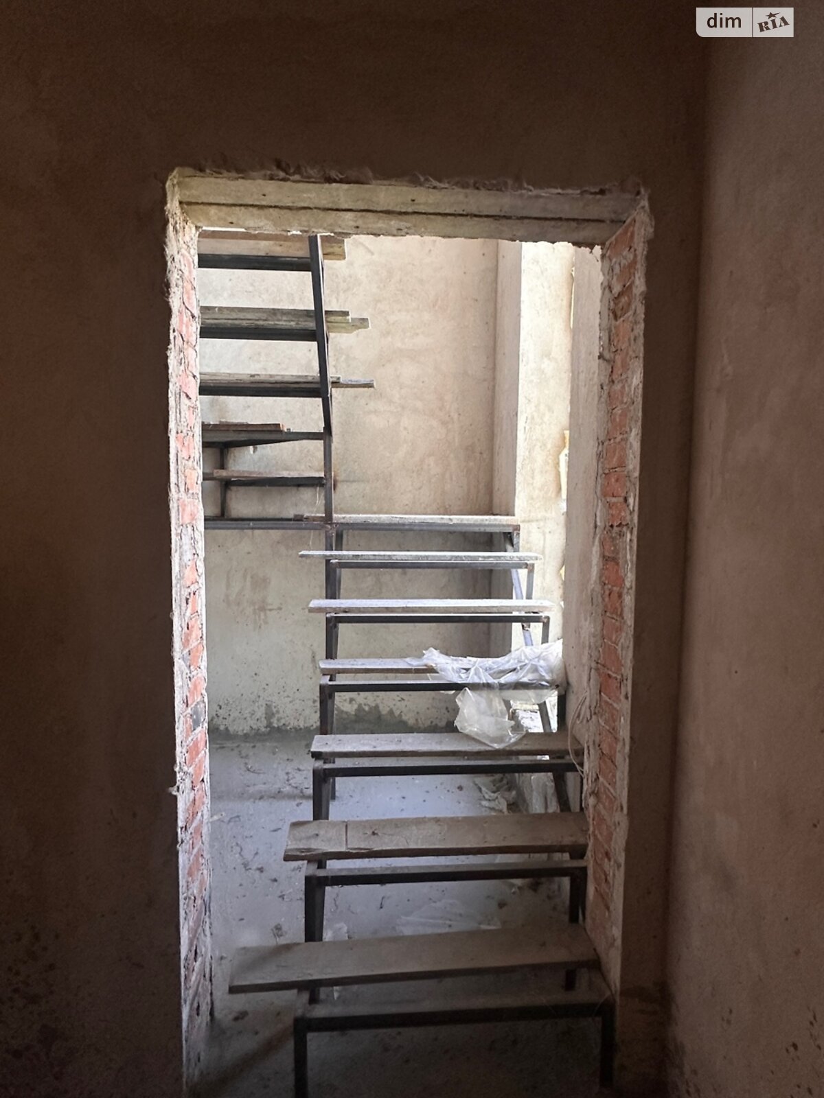 двухэтажный дом с мансардой, 248 кв. м, кирпич. Продажа в Хмельницком фото 1