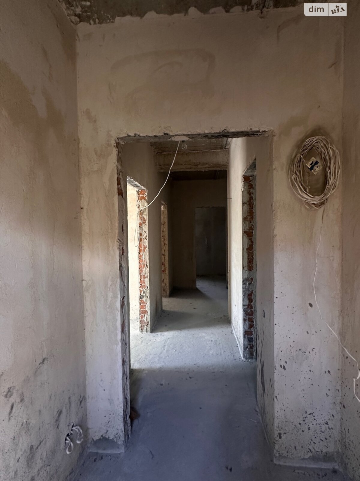 двухэтажный дом с мансардой, 248 кв. м, кирпич. Продажа в Хмельницком фото 1