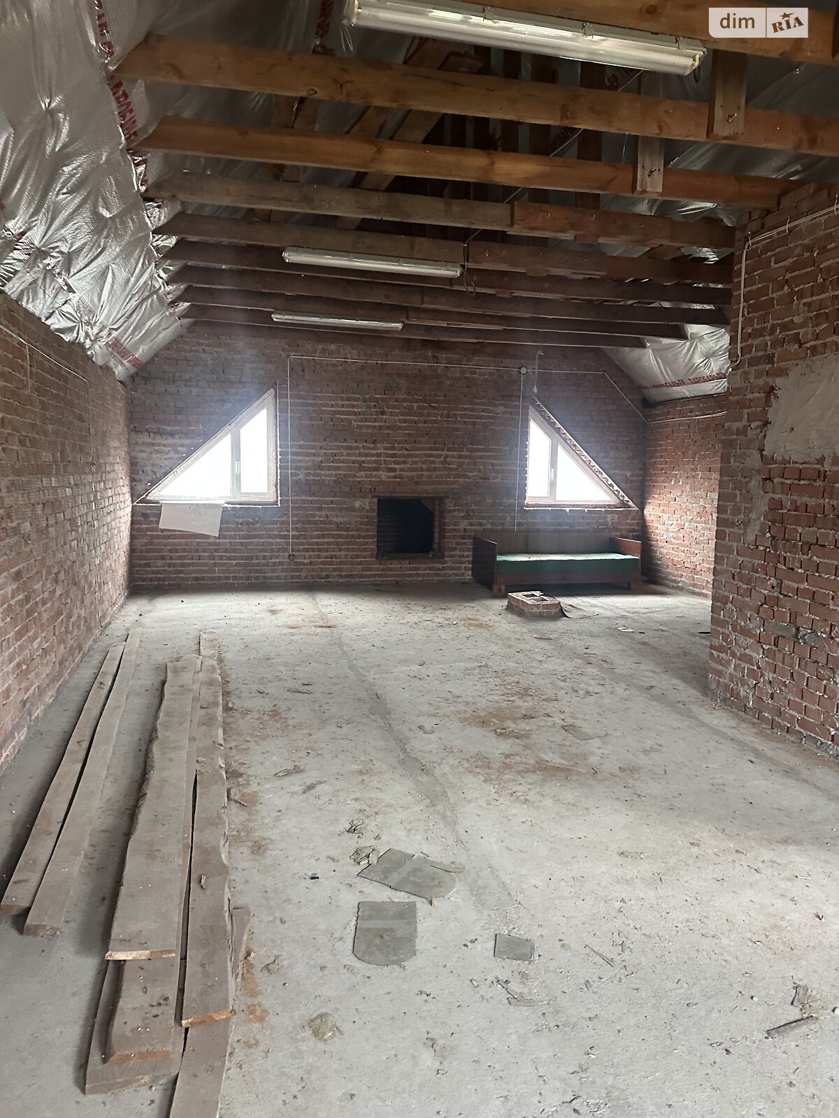 триповерховий будинок, 360 кв. м, цегла. Продаж у Хмельницькому фото 1 триповерховий будинок, 360 кв. м, цегла. Продаж у Хмельницькому фото 1