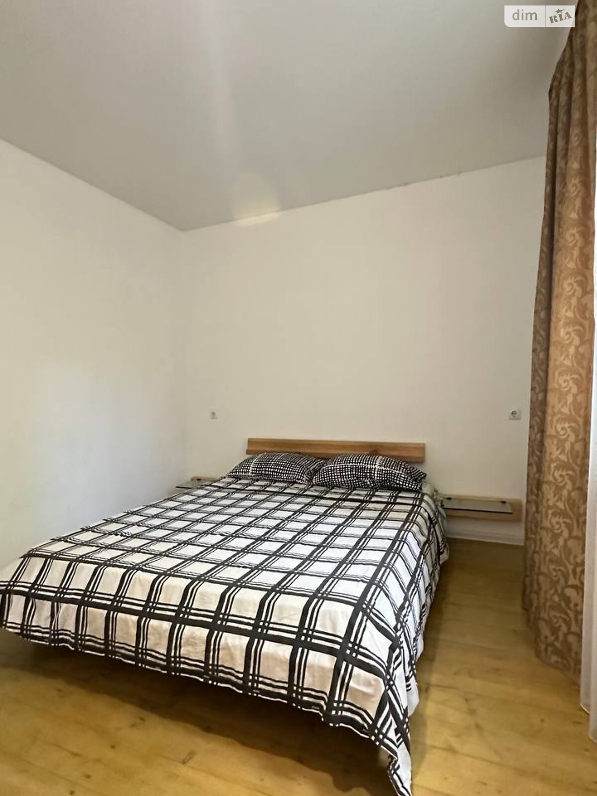 одноповерховий будинок з гаражем, 100 кв. м, цегла. Продаж в Хмельницькому, район Новий план фото 1 одноповерховий будинок з гаражем, 100 кв. м, цегла. Продаж в Хмельницькому, район Новий план фото 1