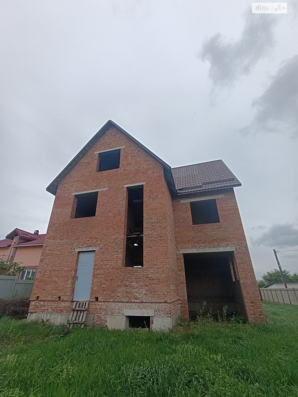 трехэтажный дом, 200 кв. м, кирпич. Продажа в Хмельницком район Новый план фото 1 трехэтажный дом, 200 кв. м, кирпич. Продажа в Хмельницком район Новый план фото 1
