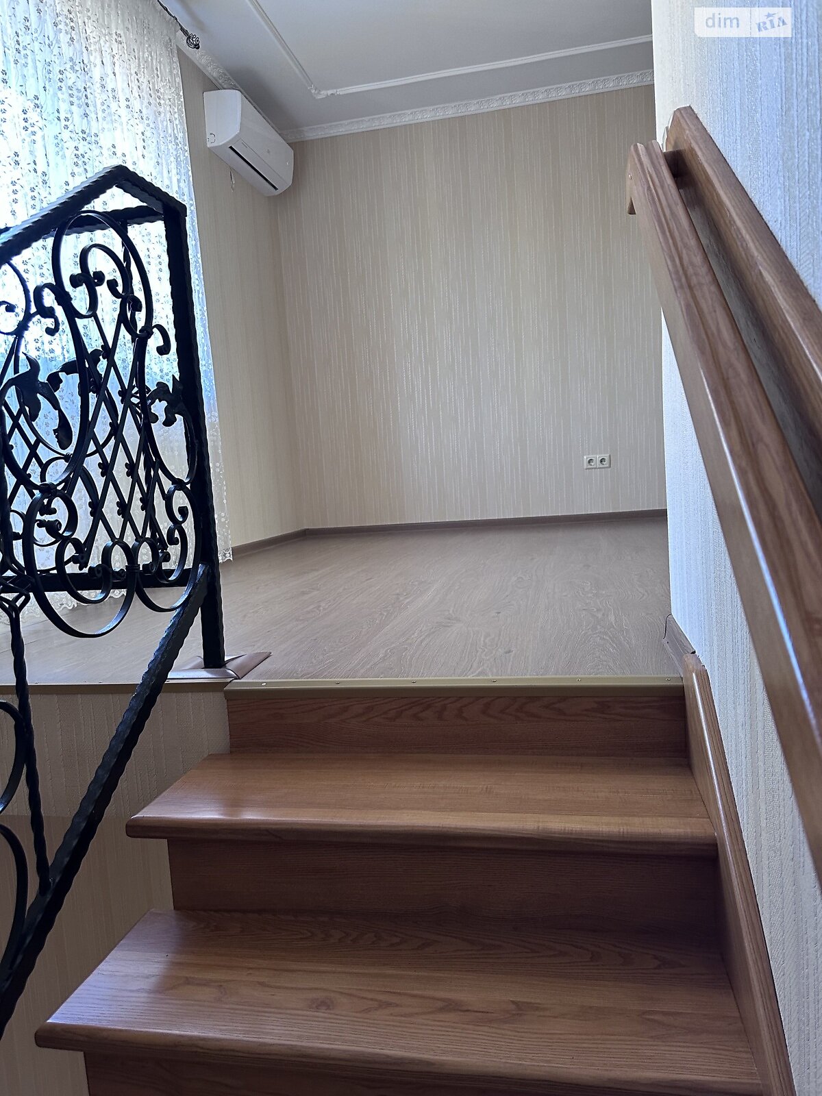 двухэтажный дом, 200.7 кв. м, кирпич. Продажа в Хмельницком район Отрадный фото 1 двухэтажный дом, 200.7 кв. м, кирпич. Продажа в Хмельницком район Отрадный фото 1