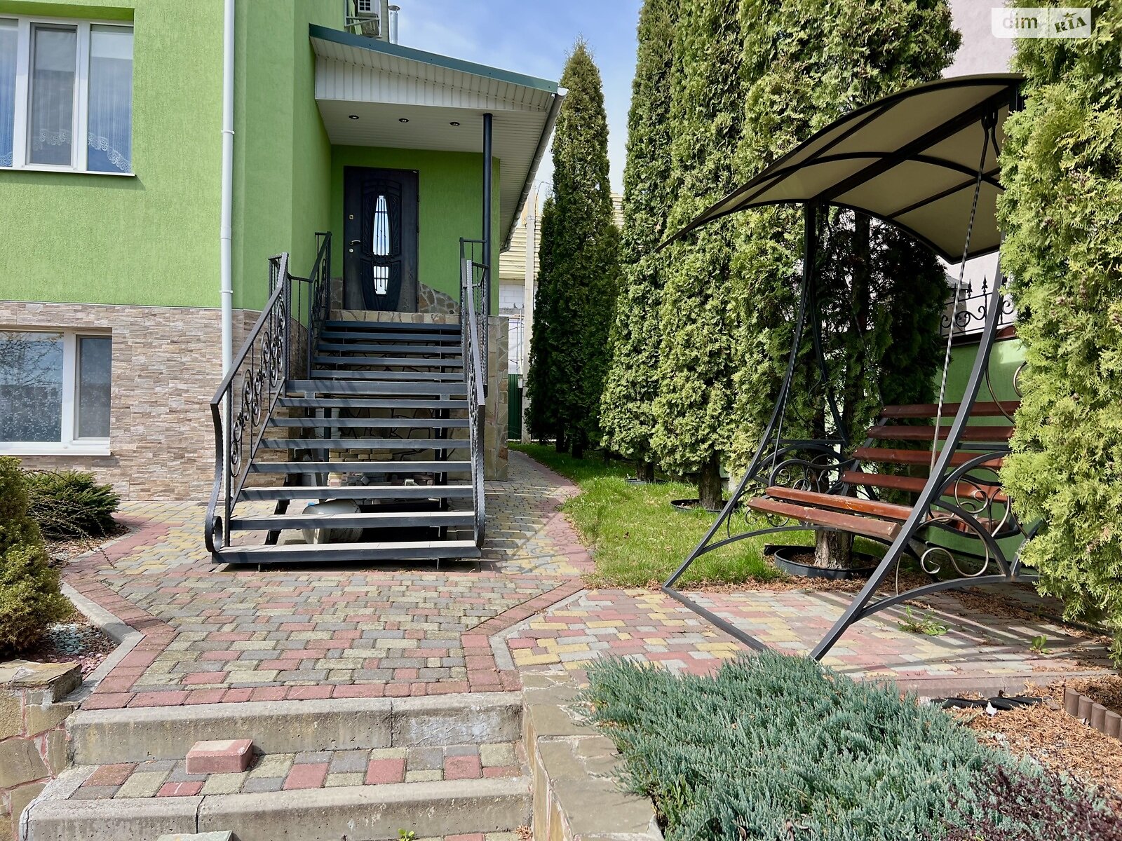 двоповерховий будинок з верандою, 200.7 кв. м, цегла. Продаж в Хмельницькому, район Отрадне фото 1 двоповерховий будинок з верандою, 200.7 кв. м, цегла. Продаж в Хмельницькому, район Отрадне фото 1
