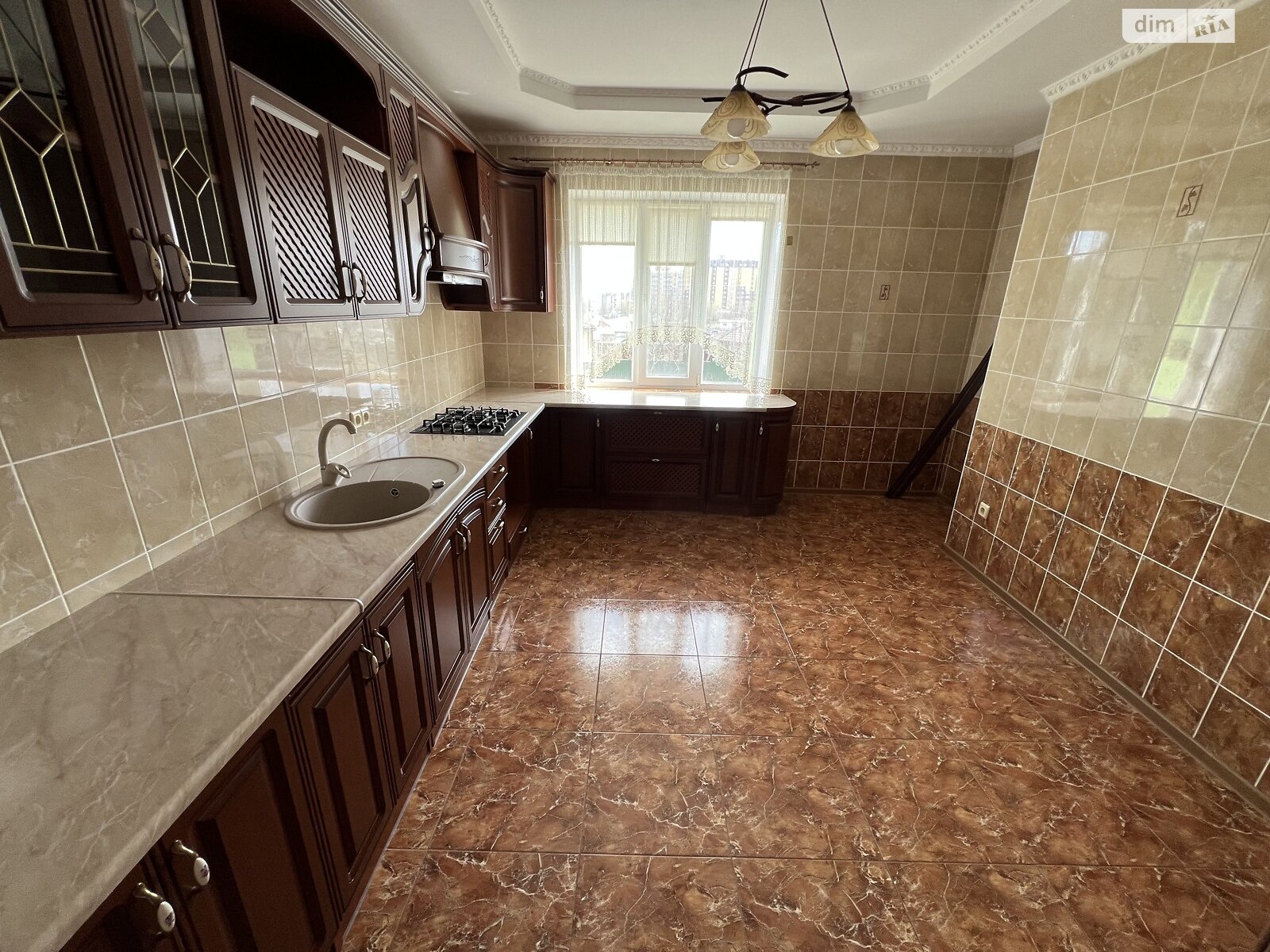двоповерховий будинок з верандою, 200.7 кв. м, цегла. Продаж в Хмельницькому, район Отрадне фото 1 двоповерховий будинок з верандою, 200.7 кв. м, цегла. Продаж в Хмельницькому, район Отрадне фото 1