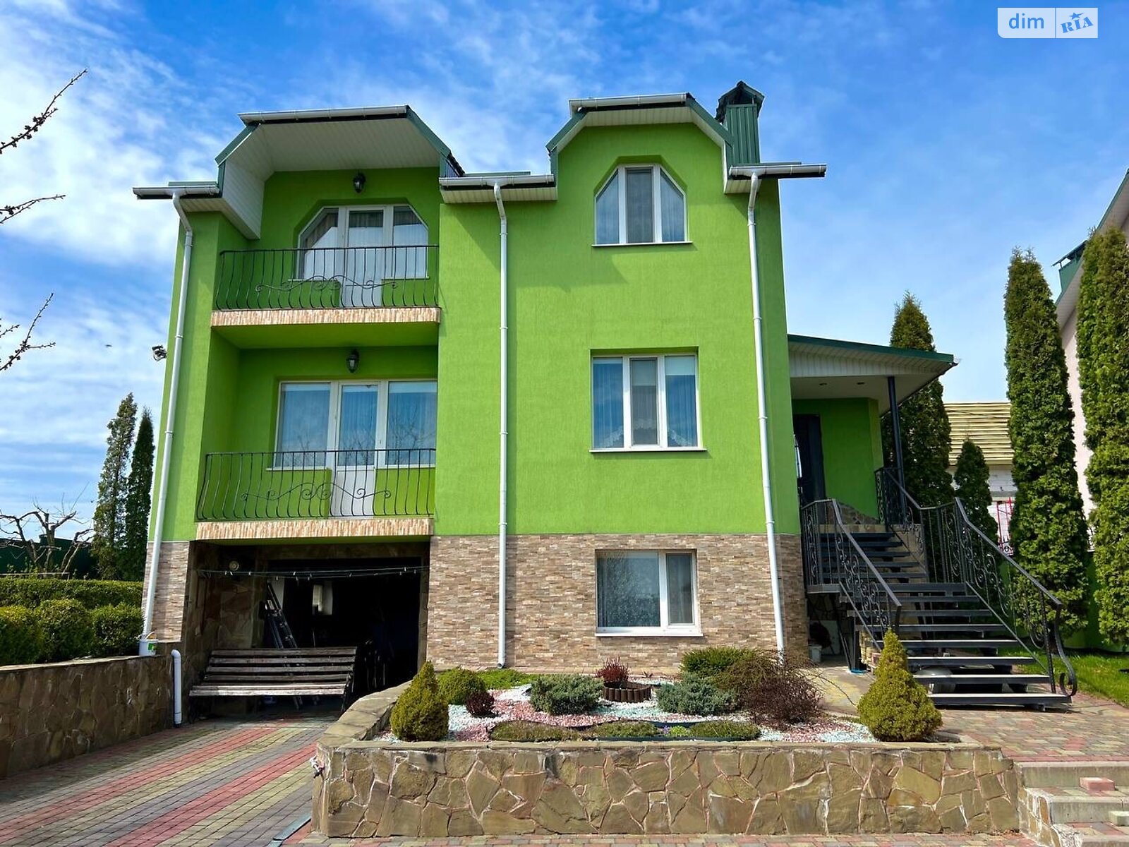 двоповерховий будинок з гаражем, 200.7 кв. м, цегла. Продаж в Хмельницькому, район Отрадне фото 1 двоповерховий будинок з гаражем, 200.7 кв. м, цегла. Продаж в Хмельницькому, район Отрадне фото 1