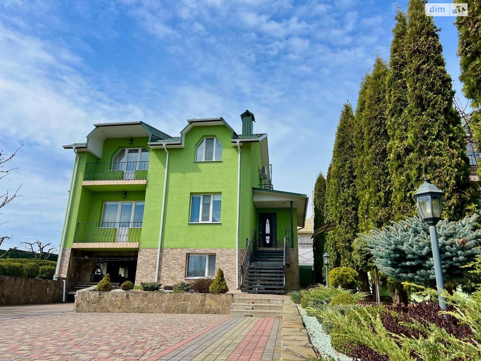 двоповерховий будинок з гаражем, 200.7 кв. м, цегла. Продаж в Хмельницькому, район Отрадне фото 1 двоповерховий будинок з гаражем, 200.7 кв. м, цегла. Продаж в Хмельницькому, район Отрадне фото 1