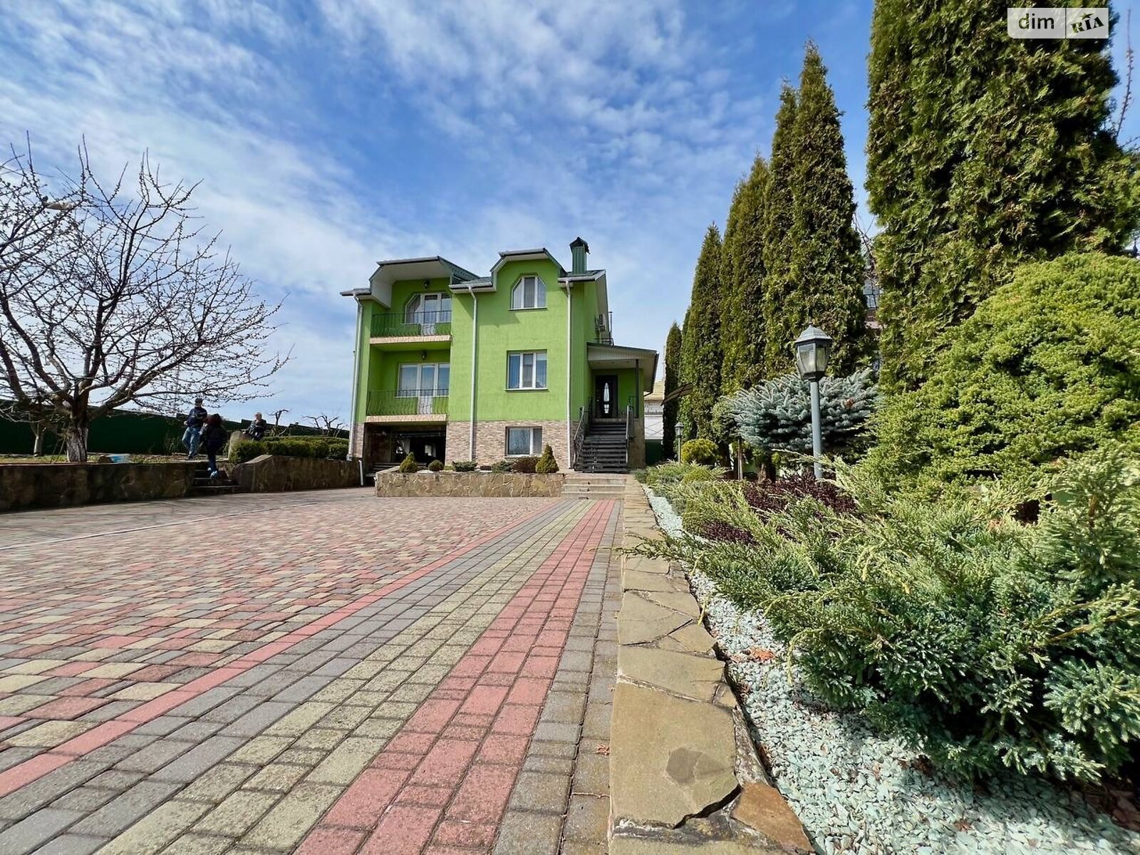 двоповерховий будинок з гаражем, 200.7 кв. м, цегла. Продаж в Хмельницькому, район Отрадне фото 1 двоповерховий будинок з гаражем, 200.7 кв. м, цегла. Продаж в Хмельницькому, район Отрадне фото 1