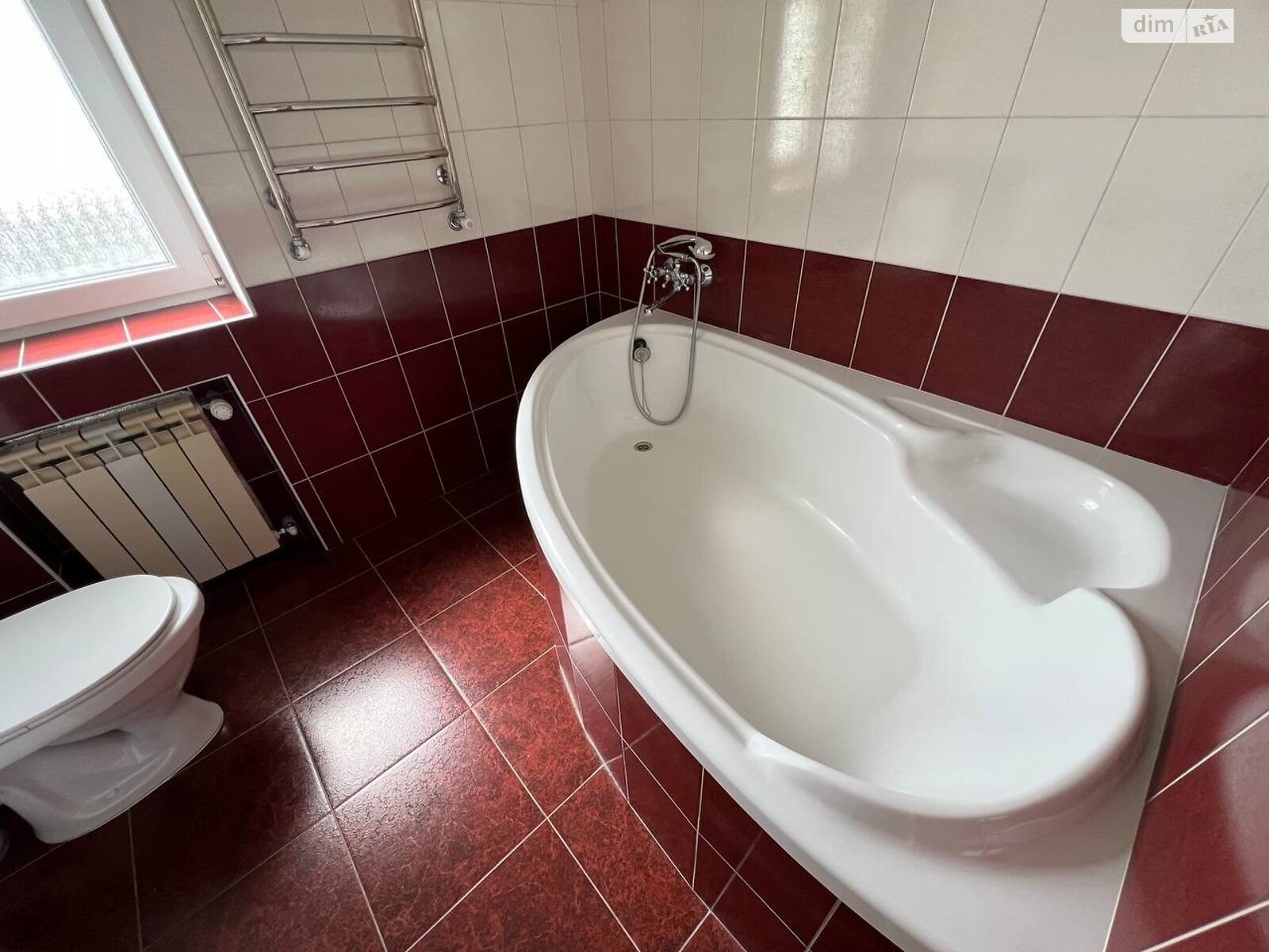 двоповерховий будинок з гаражем, 200.7 кв. м, цегла. Продаж в Хмельницькому, район Отрадне фото 1 двоповерховий будинок з гаражем, 200.7 кв. м, цегла. Продаж в Хмельницькому, район Отрадне фото 1