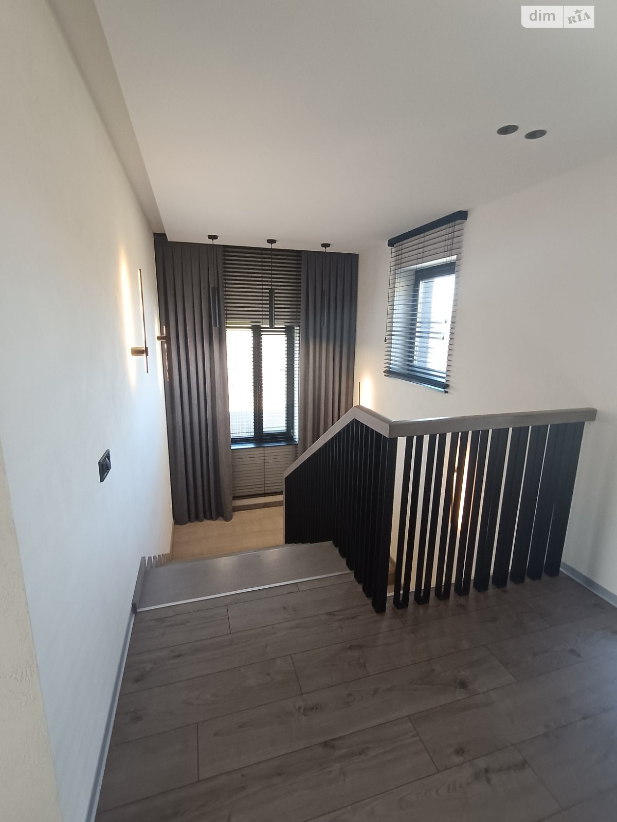 двоповерховий будинок з опаленням, 137 кв. м, цегла. Продаж у Копистиному фото 1