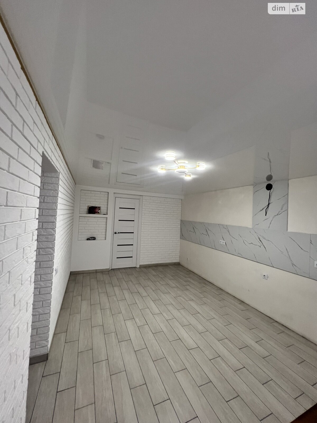 двоповерховий будинок з гаражем, 200 кв. м, цегла. Продаж в Хмельницькому, район Ружична фото 1 двоповерховий будинок з гаражем, 200 кв. м, цегла. Продаж в Хмельницькому, район Ружична фото 1
