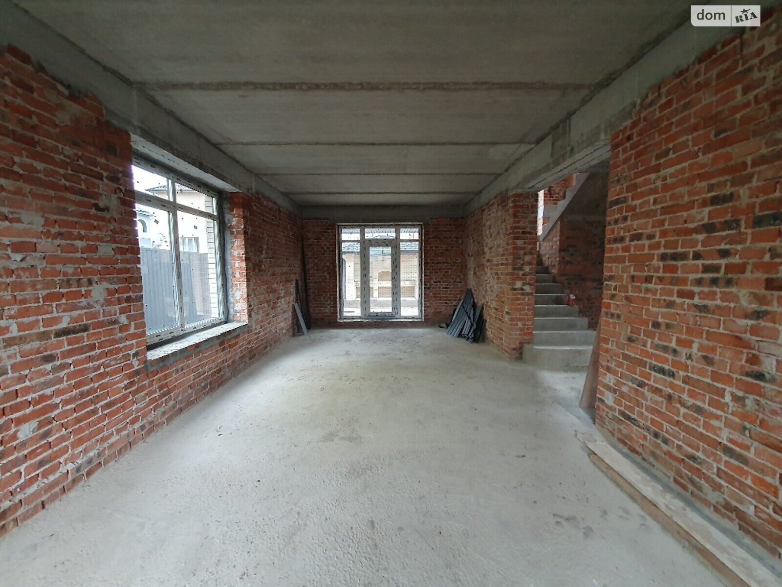 двухэтажный дом с балконом, 190 кв. м, кирпич. Продажа в Хмельницком район Старый аэродром фото 1