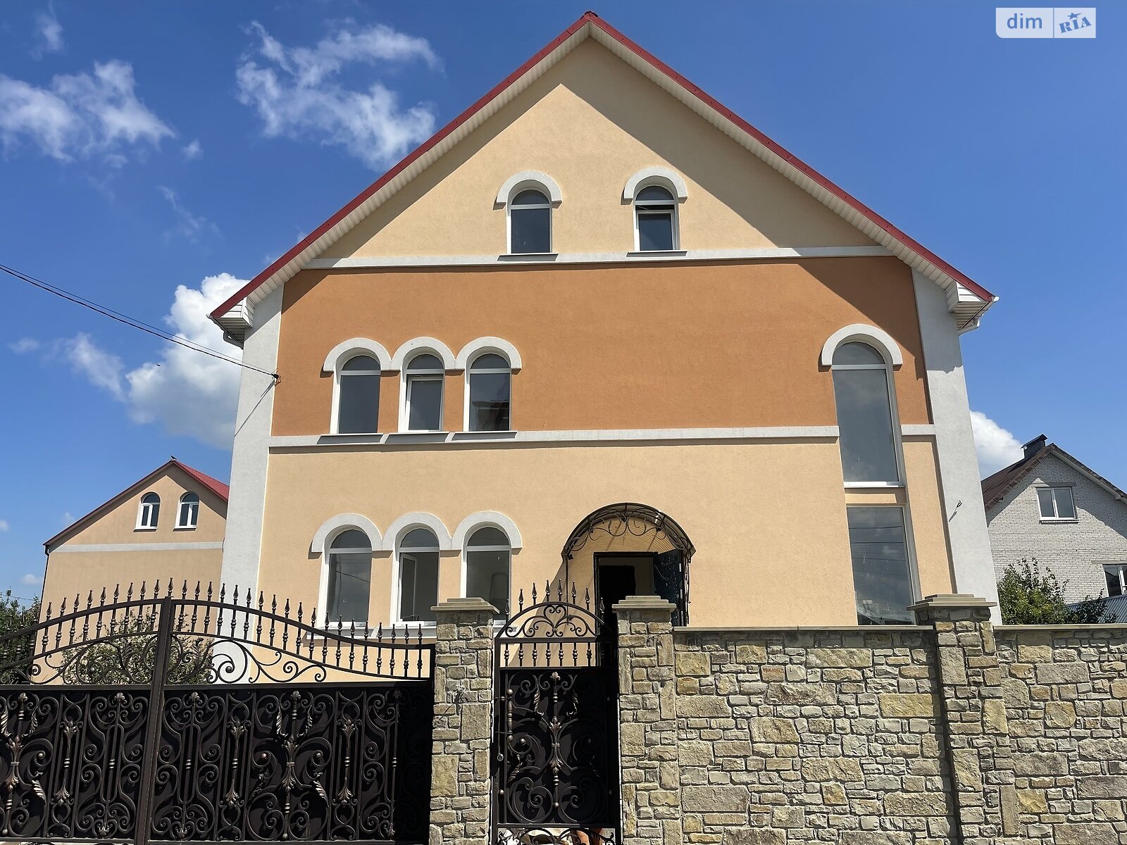 двухэтажный дом с мансардой, 259.4 кв. м, кирпич. Продажа в Хмельницком район Старый аэродром фото 1 двухэтажный дом с мансардой, 259.4 кв. м, кирпич. Продажа в Хмельницком район Старый аэродром фото 1
