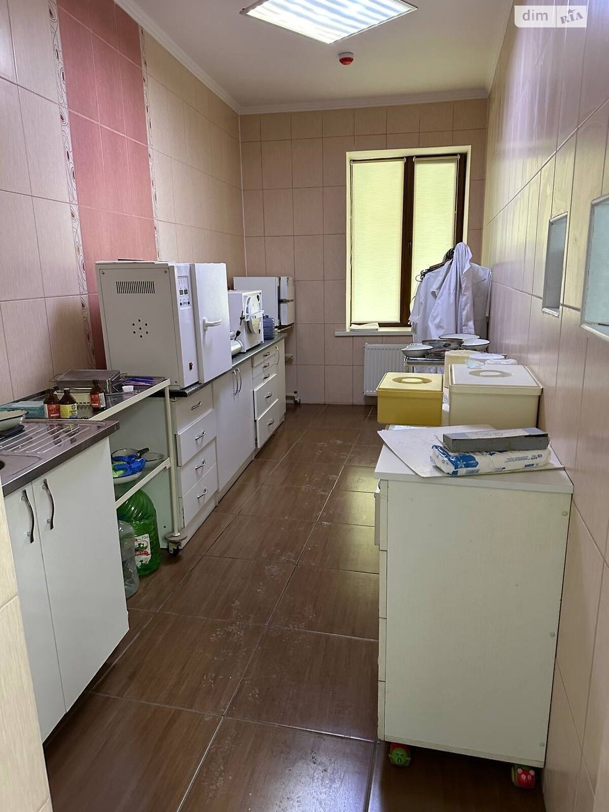 одноповерховий будинок з верандою, 91.2 кв. м, цегла. Продаж в Хмельницькому, район Центр фото 1 одноповерховий будинок з верандою, 91.2 кв. м, цегла. Продаж в Хмельницькому, район Центр фото 1