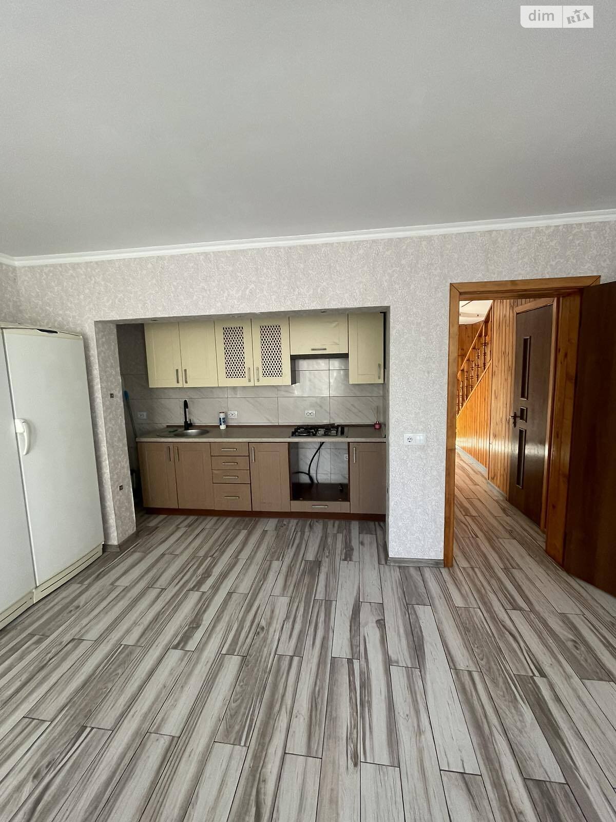 двухэтажный дом с ремонтом, 180 кв. м, кирпич. Продажа в Хмельницком район Центр фото 1