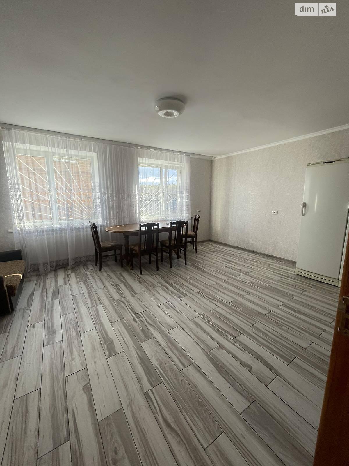 двухэтажный дом с ремонтом, 180 кв. м, кирпич. Продажа в Хмельницком район Центр фото 1