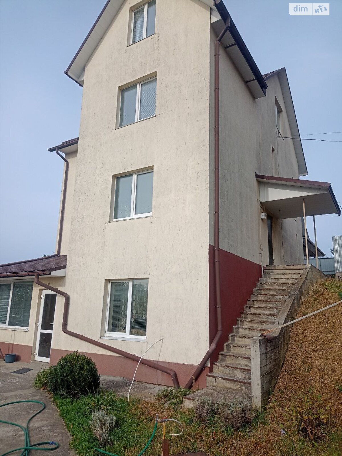 четырехэтажный дом с верандой, 220 кв. м, кирпич. Продажа в Хмельницком район Центр фото 1 четырехэтажный дом с верандой, 220 кв. м, кирпич. Продажа в Хмельницком район Центр фото 1