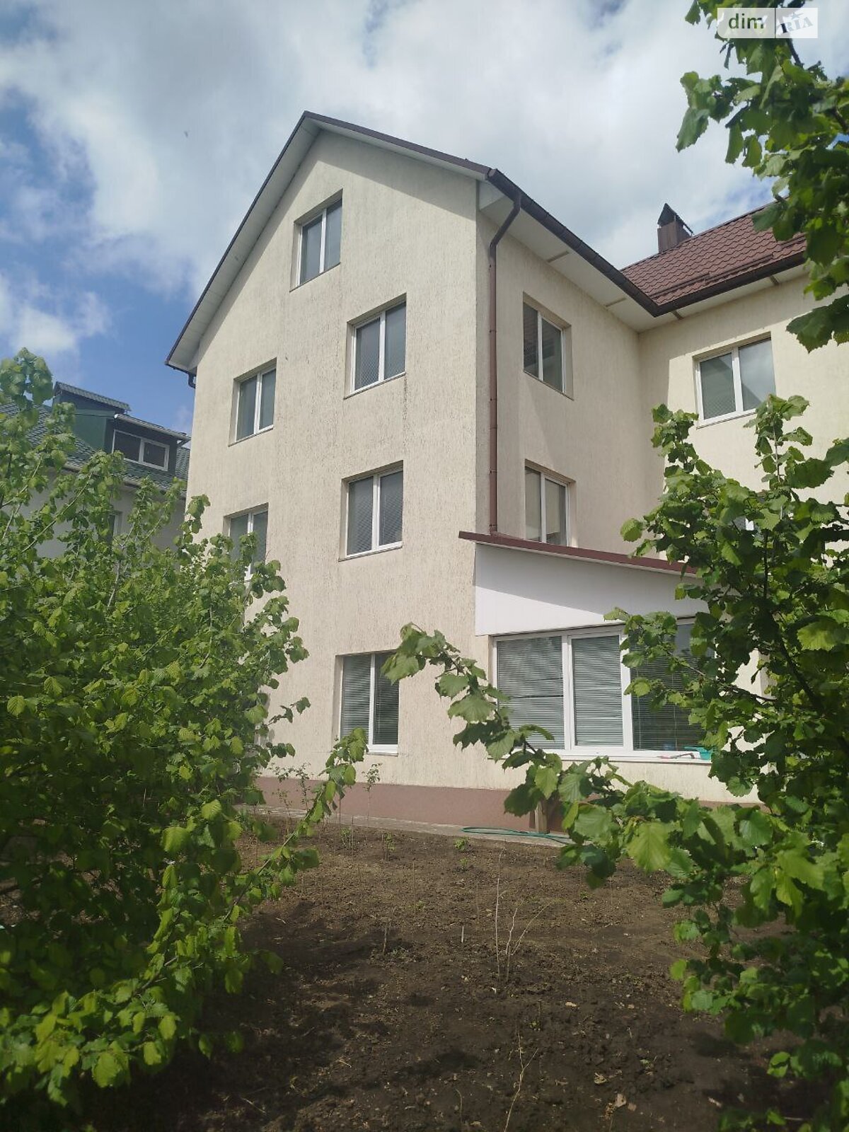 чотириповерховий будинок, 220 кв. м, цегла. Продаж в Хмельницькому, район Центр фото 1 чотириповерховий будинок, 220 кв. м, цегла. Продаж в Хмельницькому, район Центр фото 1