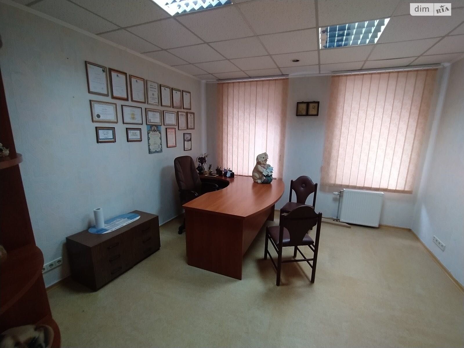 одноэтажный дом с отоплением, 74.6 кв. м, кирпич. Продажа в Хмельницком район Центр фото 1 одноэтажный дом с отоплением, 74.6 кв. м, кирпич. Продажа в Хмельницком район Центр фото 1
