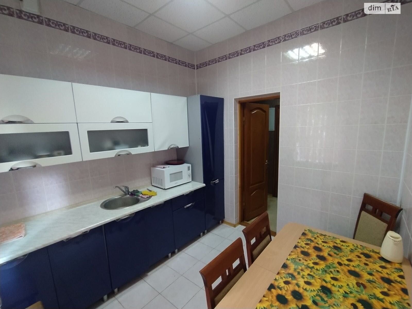 одноэтажный дом с отоплением, 74.6 кв. м, кирпич. Продажа в Хмельницком район Центр фото 1 одноэтажный дом с отоплением, 74.6 кв. м, кирпич. Продажа в Хмельницком район Центр фото 1