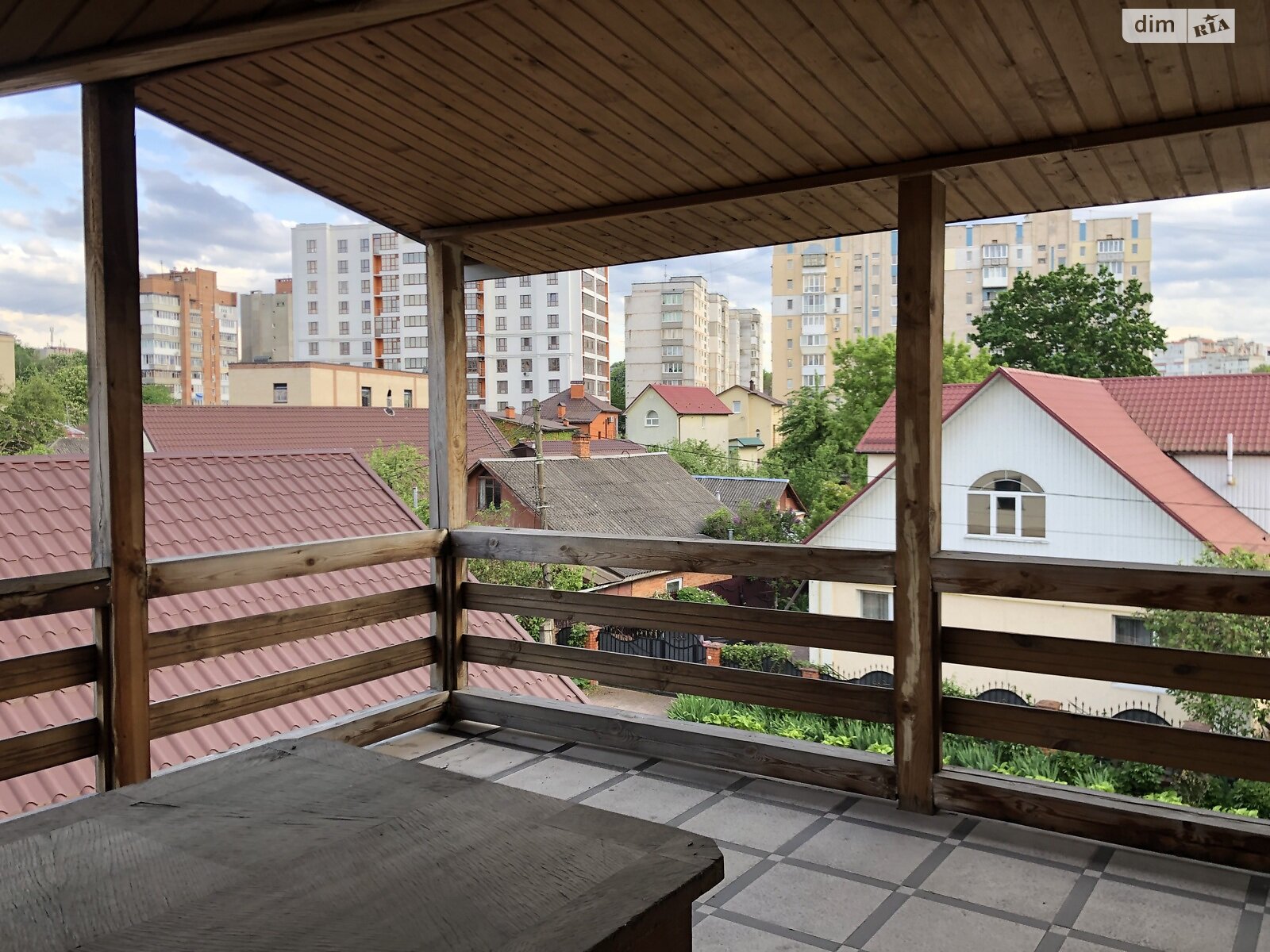 триповерховий будинок з гаражем, 250 кв. м, блочно-цегляний. Продаж в Хмельницькому, район Центр фото 1 триповерховий будинок з гаражем, 250 кв. м, блочно-цегляний. Продаж в Хмельницькому, район Центр фото 1