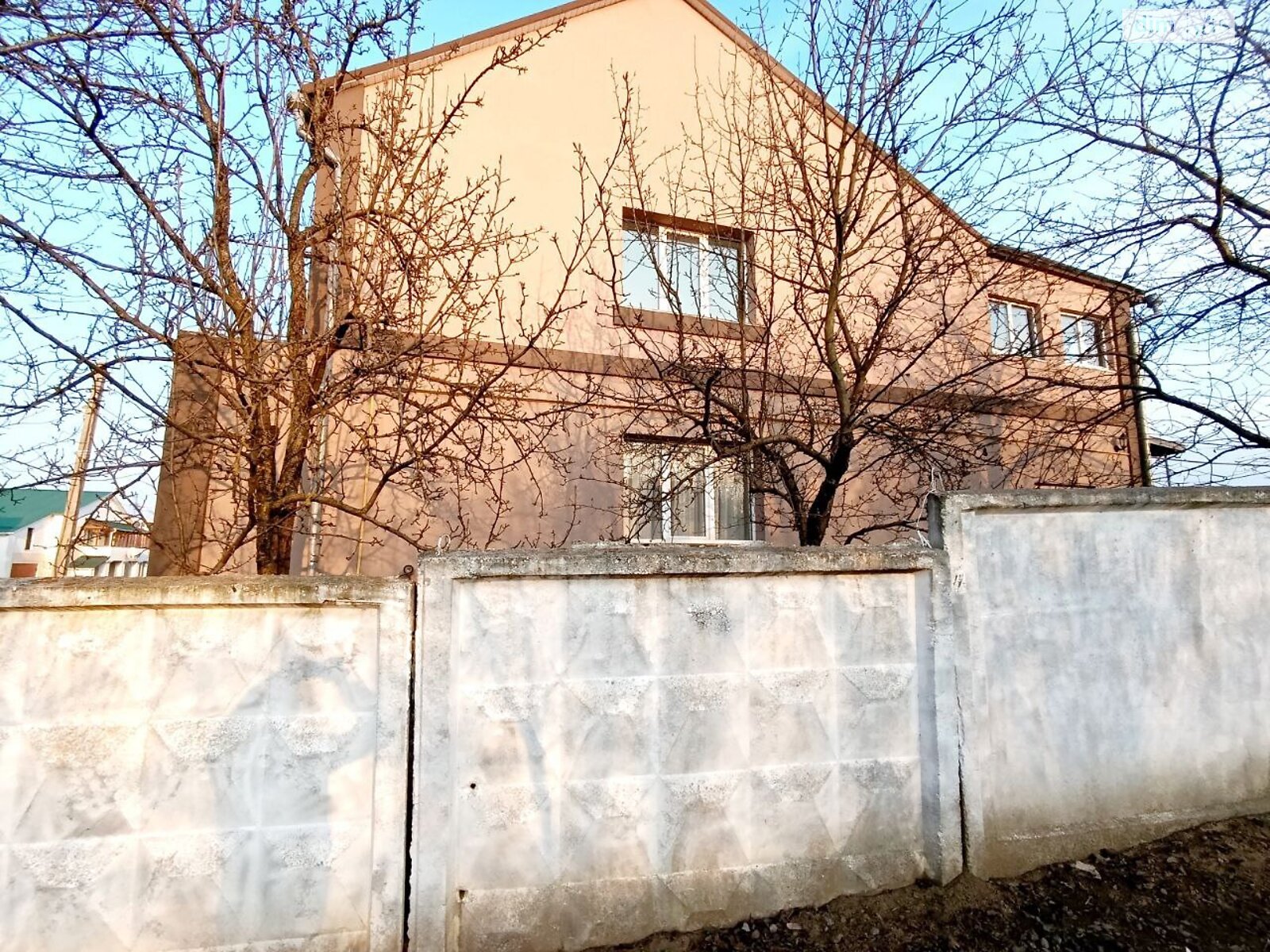 двоповерховий будинок з гаражем, 240.9 кв. м, цегла. Продаж в Хмельницькому, район Центр фото 1 двоповерховий будинок з гаражем, 240.9 кв. м, цегла. Продаж в Хмельницькому, район Центр фото 1