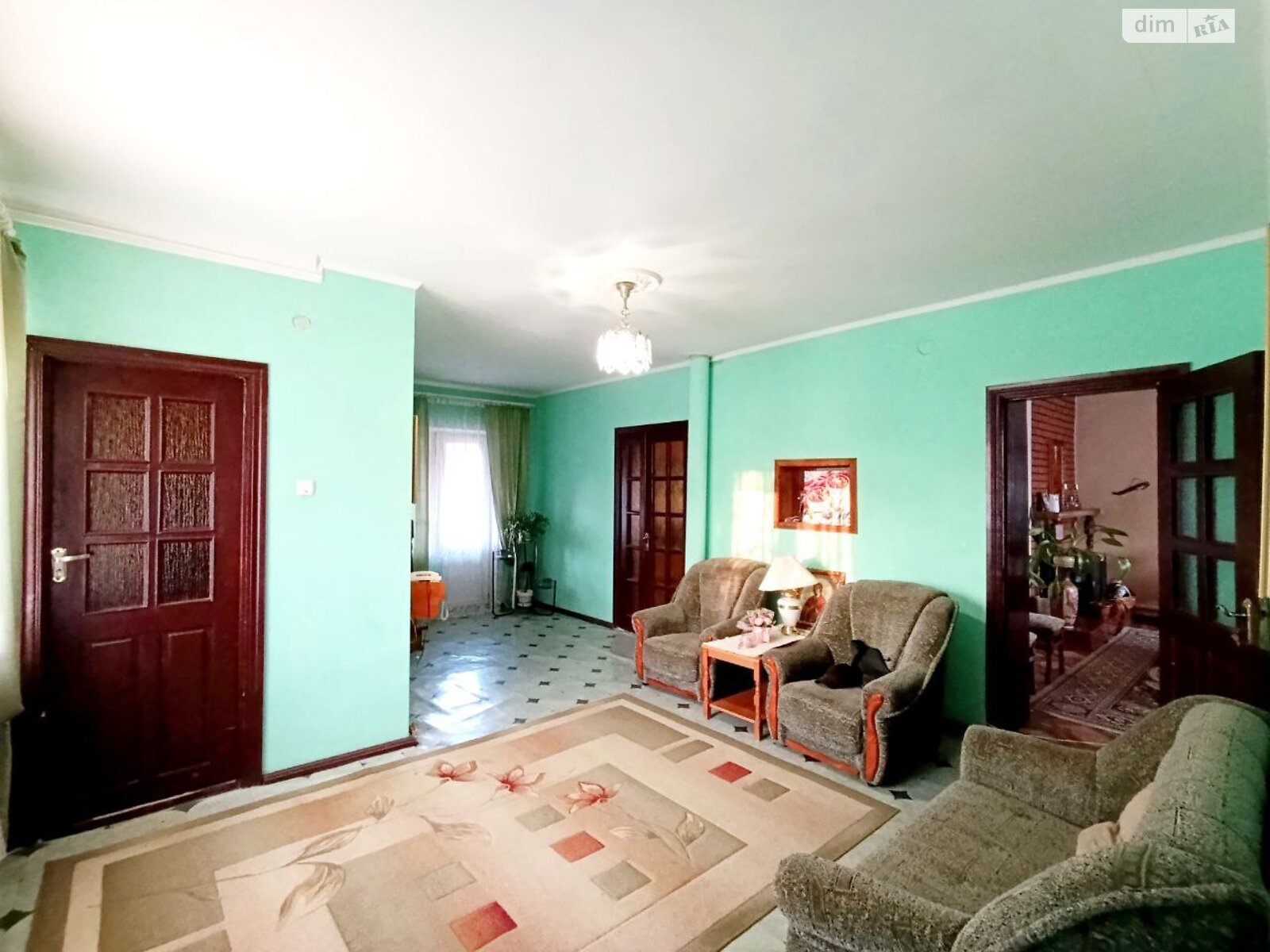 двоповерховий будинок з гаражем, 240.9 кв. м, цегла. Продаж в Хмельницькому, район Центр фото 1 двоповерховий будинок з гаражем, 240.9 кв. м, цегла. Продаж в Хмельницькому, район Центр фото 1
