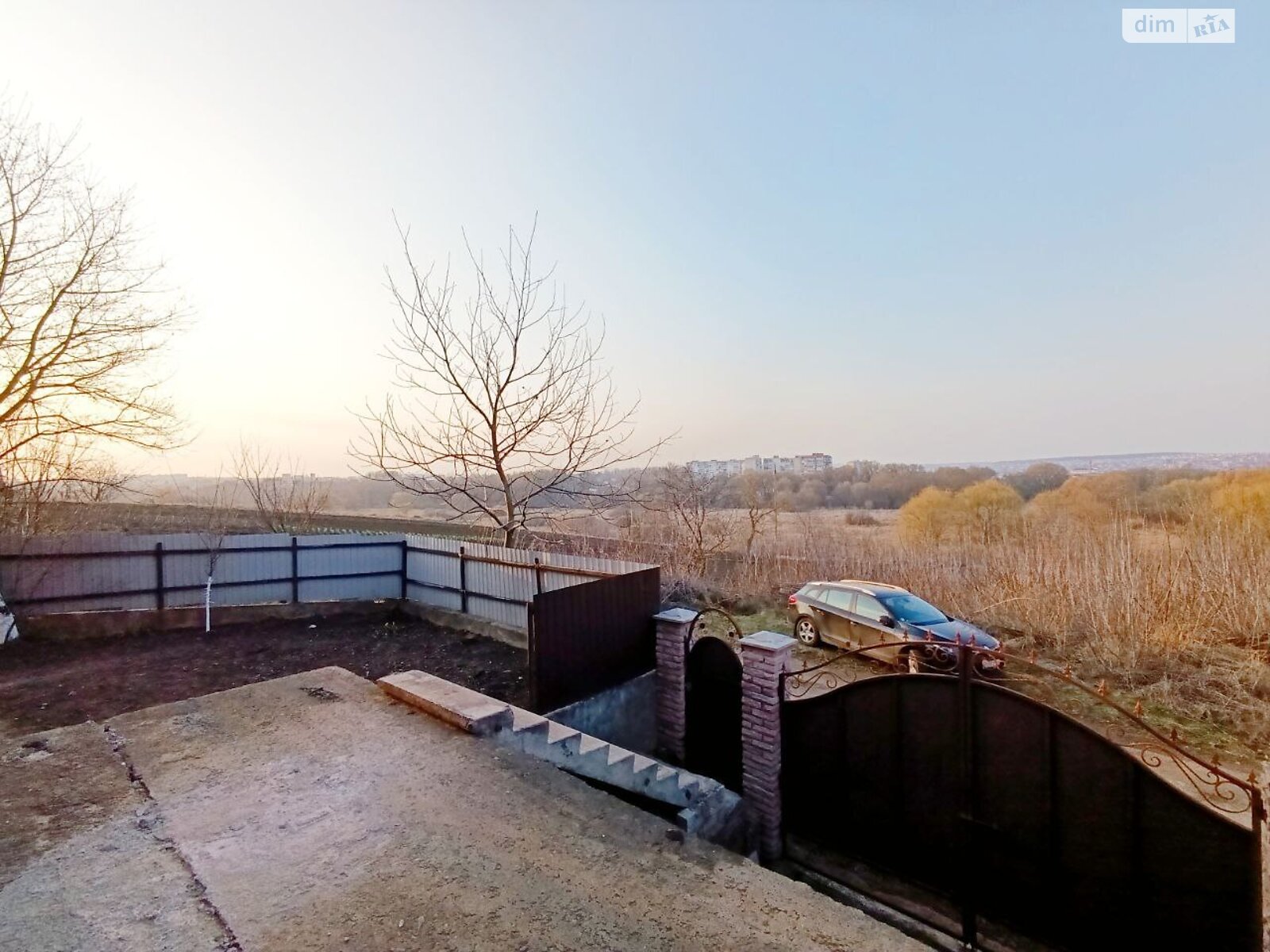 двоповерховий будинок з гаражем, 240.9 кв. м, цегла. Продаж в Хмельницькому, район Центр фото 1 двоповерховий будинок з гаражем, 240.9 кв. м, цегла. Продаж в Хмельницькому, район Центр фото 1