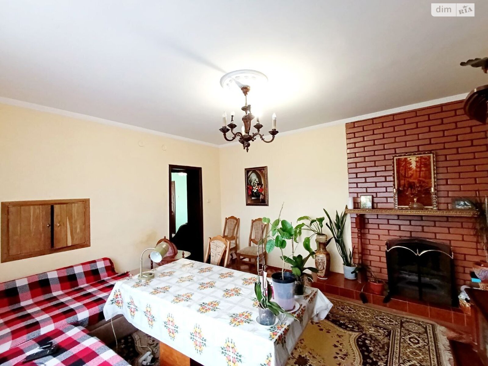 двоповерховий будинок з гаражем, 240.9 кв. м, цегла. Продаж в Хмельницькому, район Центр фото 1 двоповерховий будинок з гаражем, 240.9 кв. м, цегла. Продаж в Хмельницькому, район Центр фото 1