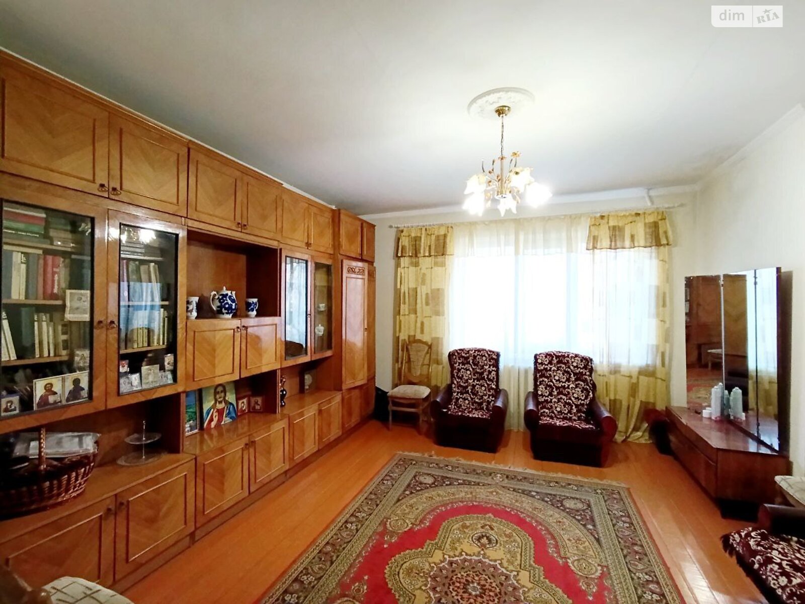 двоповерховий будинок з гаражем, 240.9 кв. м, цегла. Продаж в Хмельницькому, район Центр фото 1 двоповерховий будинок з гаражем, 240.9 кв. м, цегла. Продаж в Хмельницькому, район Центр фото 1