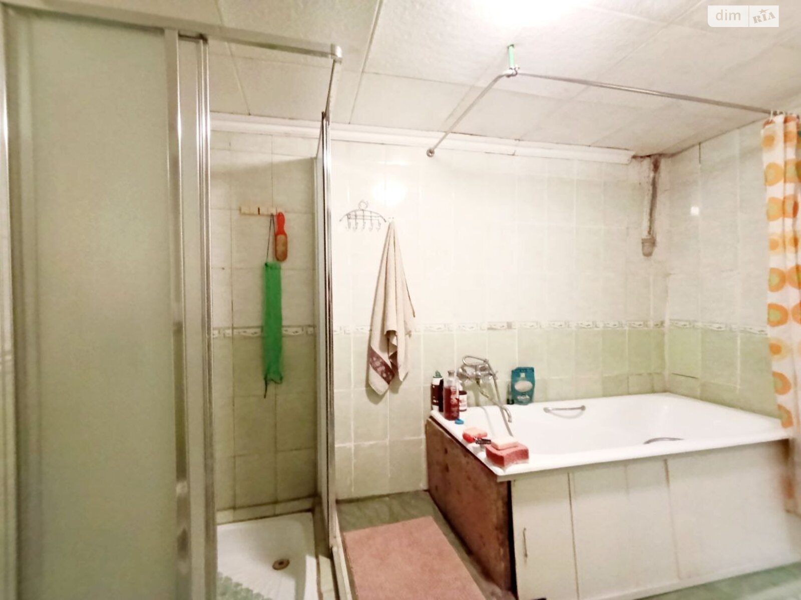 двоповерховий будинок з гаражем, 240.9 кв. м, цегла. Продаж в Хмельницькому, район Центр фото 1 двоповерховий будинок з гаражем, 240.9 кв. м, цегла. Продаж в Хмельницькому, район Центр фото 1