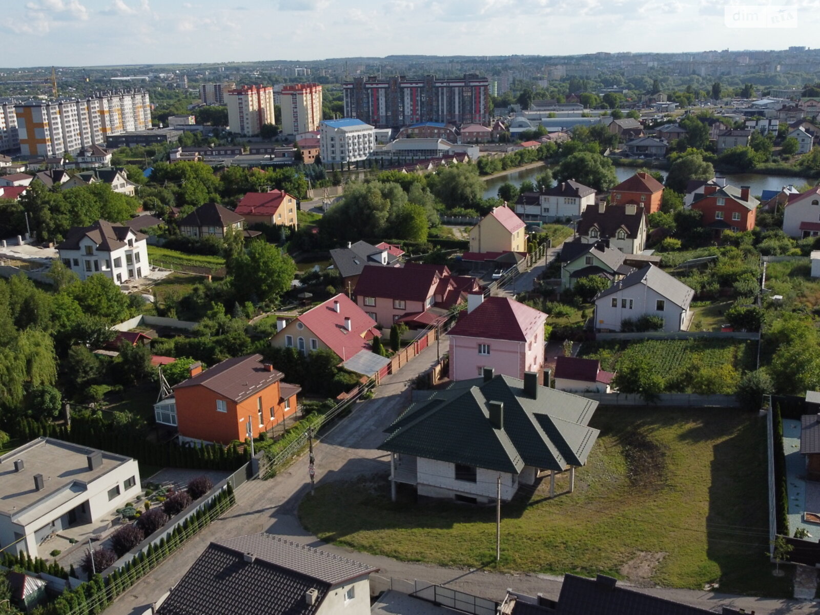 двухэтажный дом с верандой, 230 кв. м, монолит. Продажа в Хмельницком район Выставка фото 1 двухэтажный дом с верандой, 230 кв. м, монолит. Продажа в Хмельницком район Выставка фото 1