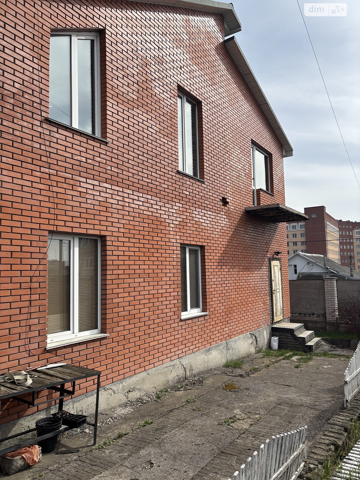 двоповерховий будинок, 175.4 кв. м, кирпич. Продаж в Хмельницькому, район Південно-Західний фото 1 двоповерховий будинок, 175.4 кв. м, кирпич. Продаж в Хмельницькому, район Південно-Західний фото 1