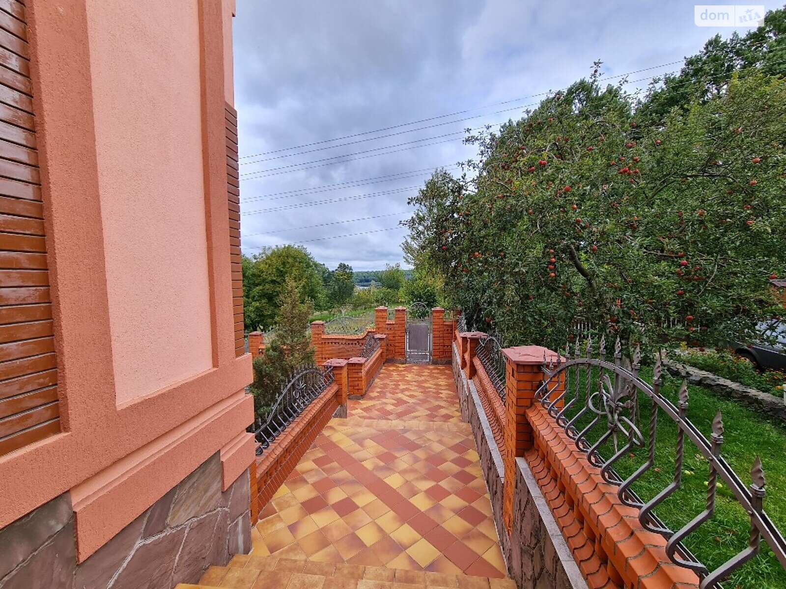 двоповерховий будинок з опаленням, 246.4 кв. м, цегла. Продаж в Хмельницькому, район Південно-Західний фото 1 двоповерховий будинок з опаленням, 246.4 кв. м, цегла. Продаж в Хмельницькому, район Південно-Західний фото 1