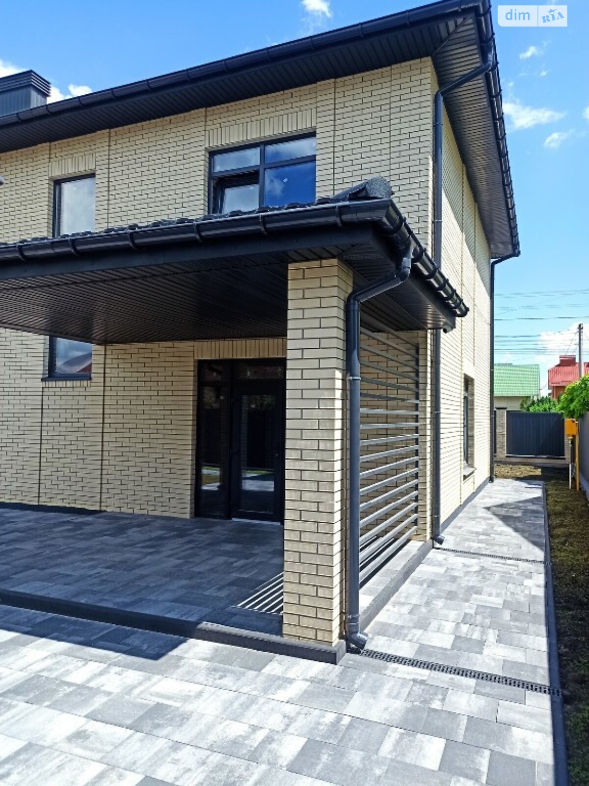 двухэтажный дом с гаражом, 235 кв. м, кирпич. Продажа в Хмельницком район Загот Зерно фото 1 двухэтажный дом с гаражом, 235 кв. м, кирпич. Продажа в Хмельницком район Загот Зерно фото 1