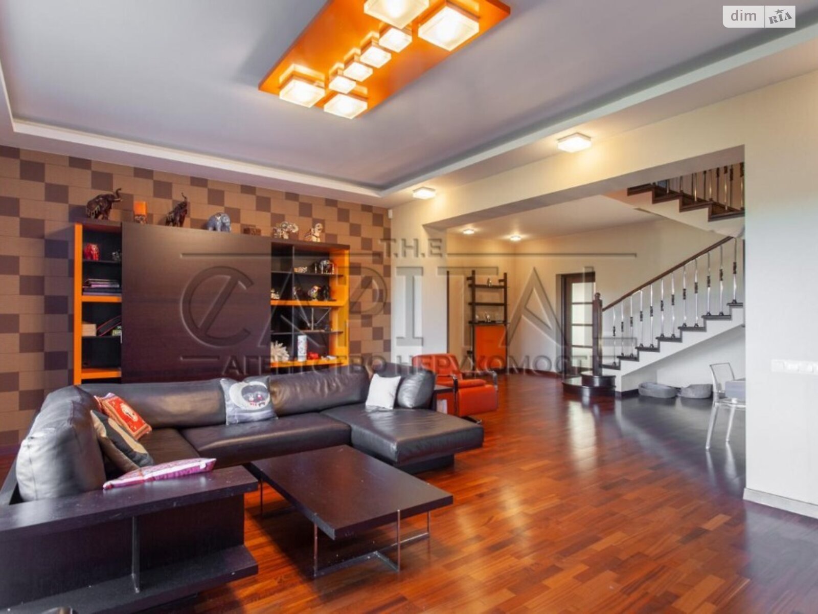 двоповерховий будинок з ремонтом, 360 кв. м, цегла. Продаж у Ходосівці фото 1 двоповерховий будинок з ремонтом, 360 кв. м, цегла. Продаж у Ходосівці фото 1