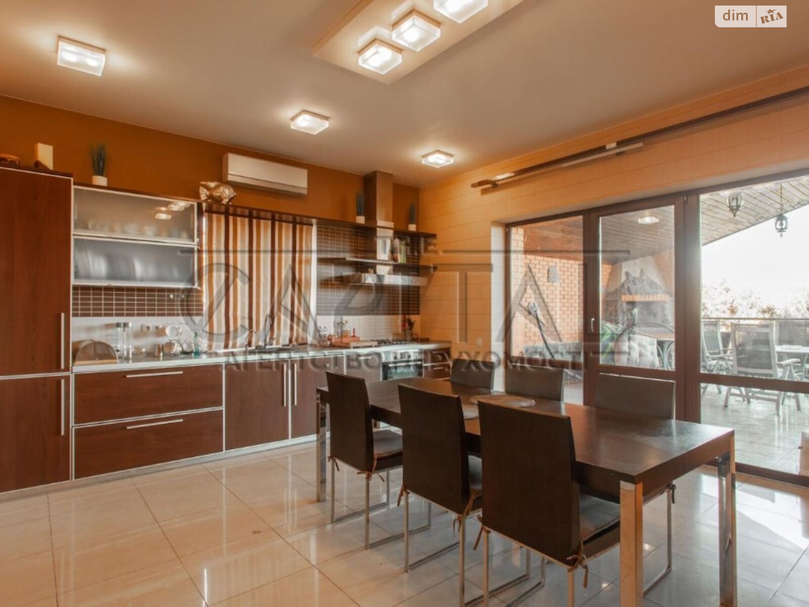 двоповерховий будинок з ремонтом, 360 кв. м, цегла. Продаж у Ходосівці фото 1 двоповерховий будинок з ремонтом, 360 кв. м, цегла. Продаж у Ходосівці фото 1