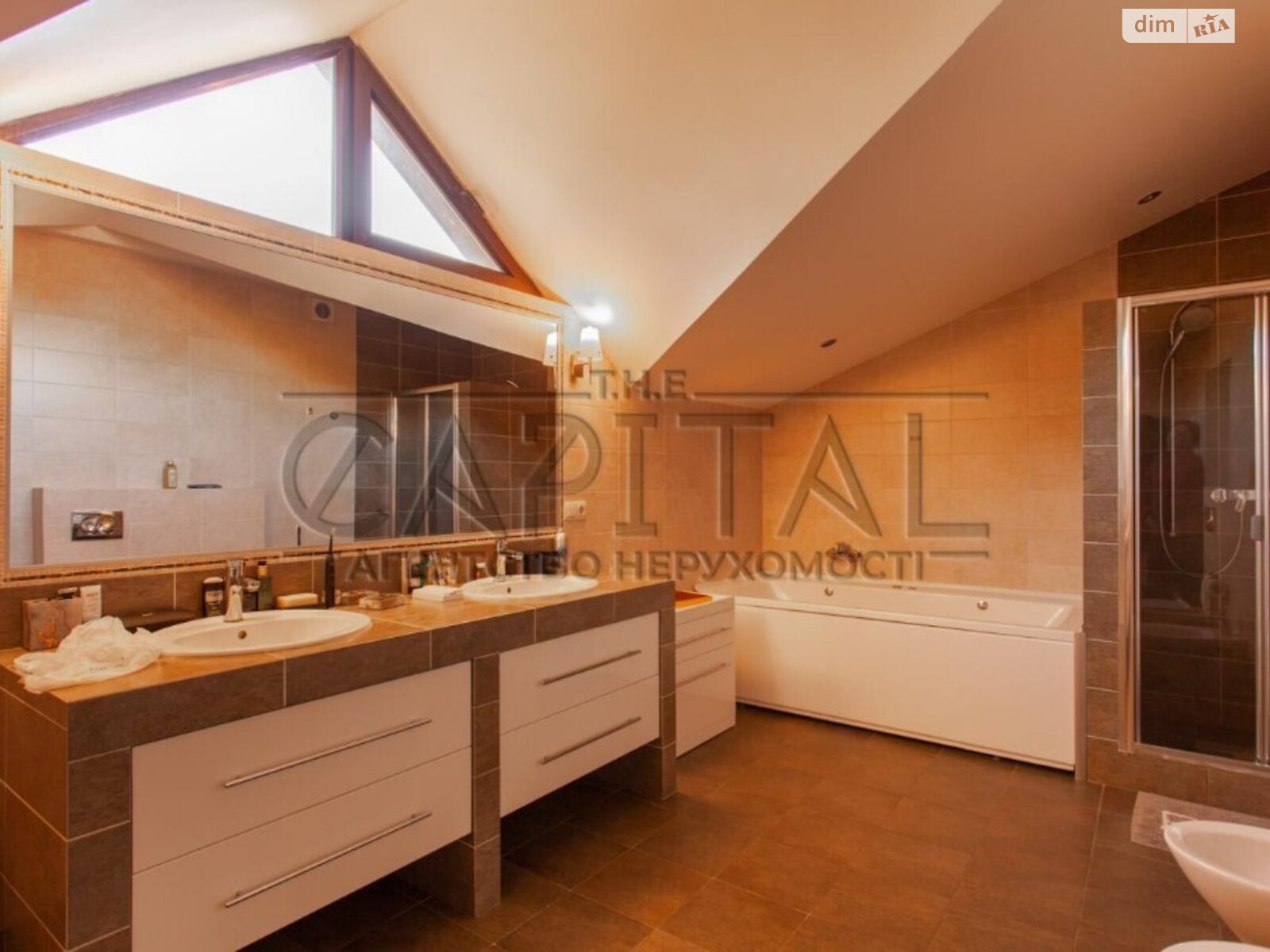 двоповерховий будинок з ремонтом, 360 кв. м, цегла. Продаж у Ходосівці фото 1 двоповерховий будинок з ремонтом, 360 кв. м, цегла. Продаж у Ходосівці фото 1
