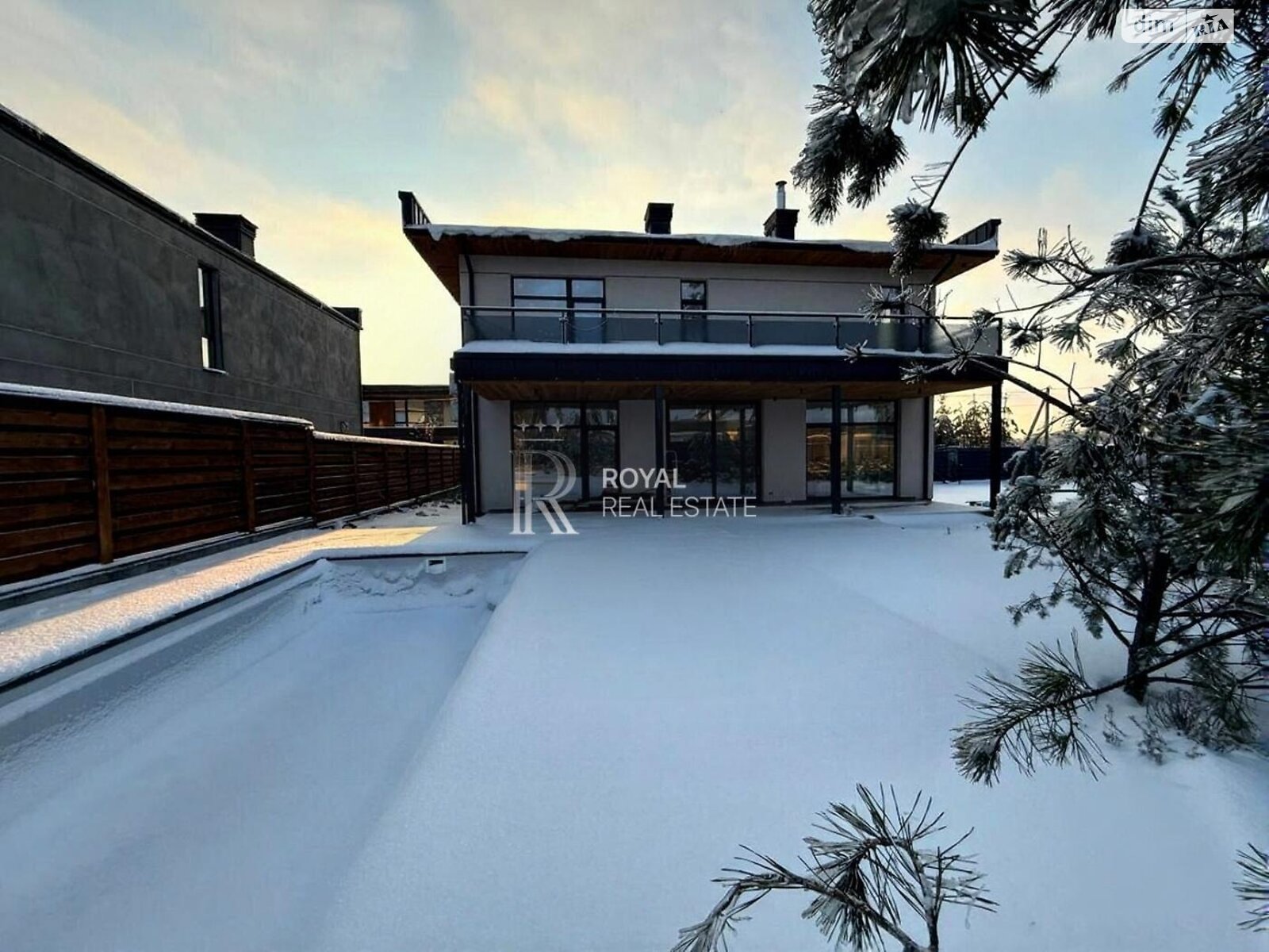 двухэтажный дом с отоплением, 246 кв. м, кирпич. Продажа в Ходосовке фото 1