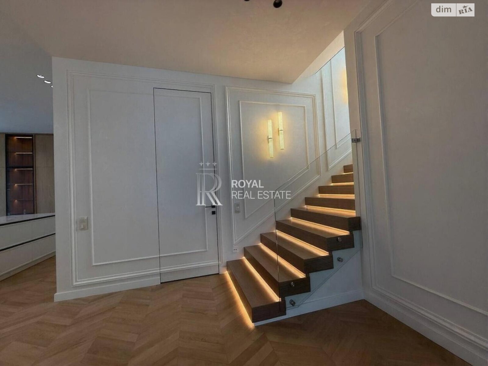 двухэтажный дом с отоплением, 246 кв. м, кирпич. Продажа в Ходосовке фото 1